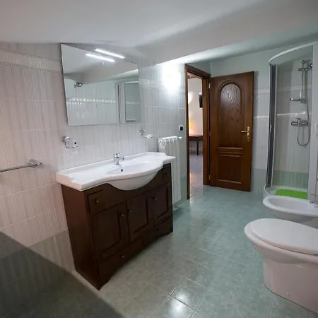 Domus Castrum Villarum Bed & Breakfast Castrovillari