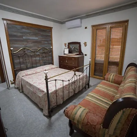 Bed & Breakfast Domus Castrum Villarum *