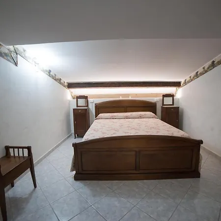 Domus Castrum Villarum *