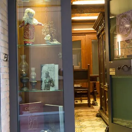 Domus Castrum Villarum 住宿加早餐酒店 *