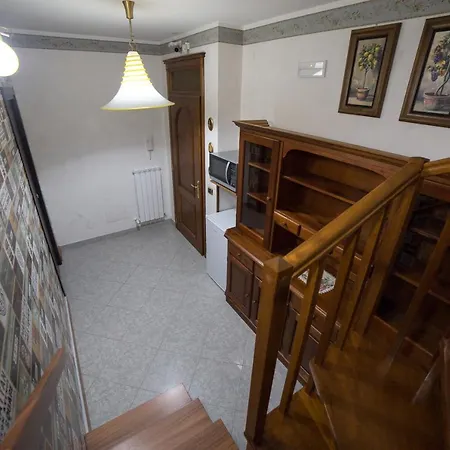 Domus Castrum Villarum 卡斯特罗维拉里